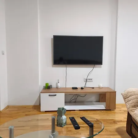 アパート Pantelej Gates Ni