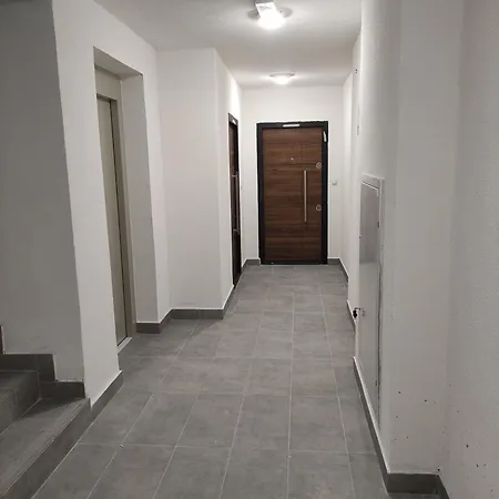 Pantelej Gates Apartment