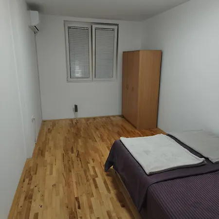 Apartment Pantelej Gates