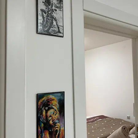 アパート Pantelej Gates Ni